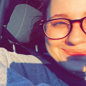 Meet your Posher, Cemre